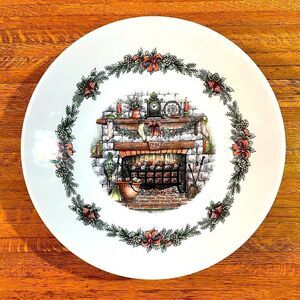 Royal Stafford Christmas Eve large Pasta bowl NWT